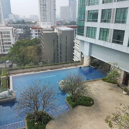 曼谷河滨公寓 外观 照片
